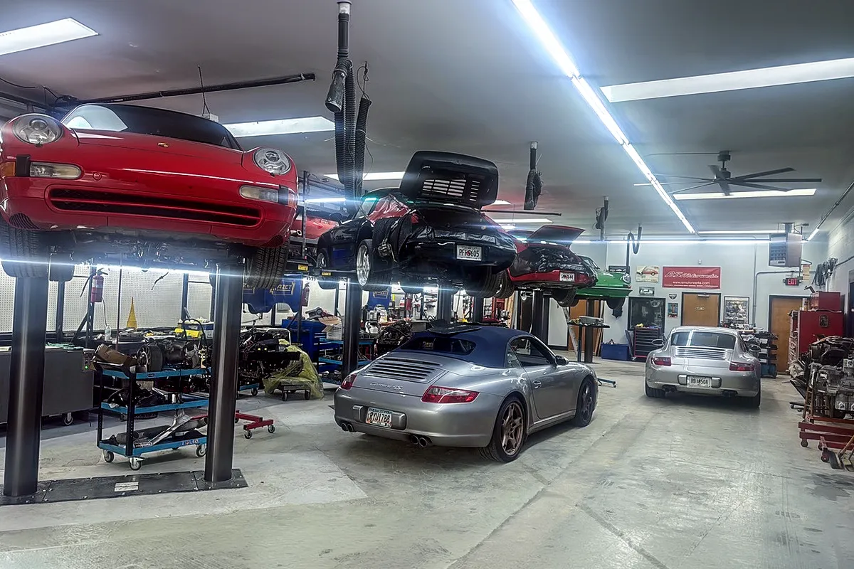 Classic air-cooled Porsche 911 at RS Motorwerks for maintenance service